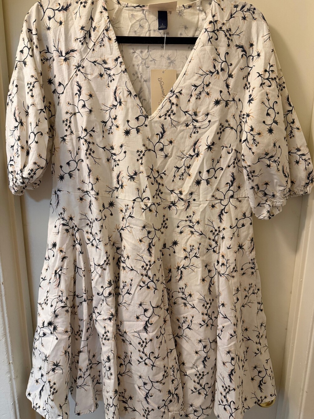 Universal Thread Women's Bell Elbow Sleeve Mini A-Line Dress Small White Floral